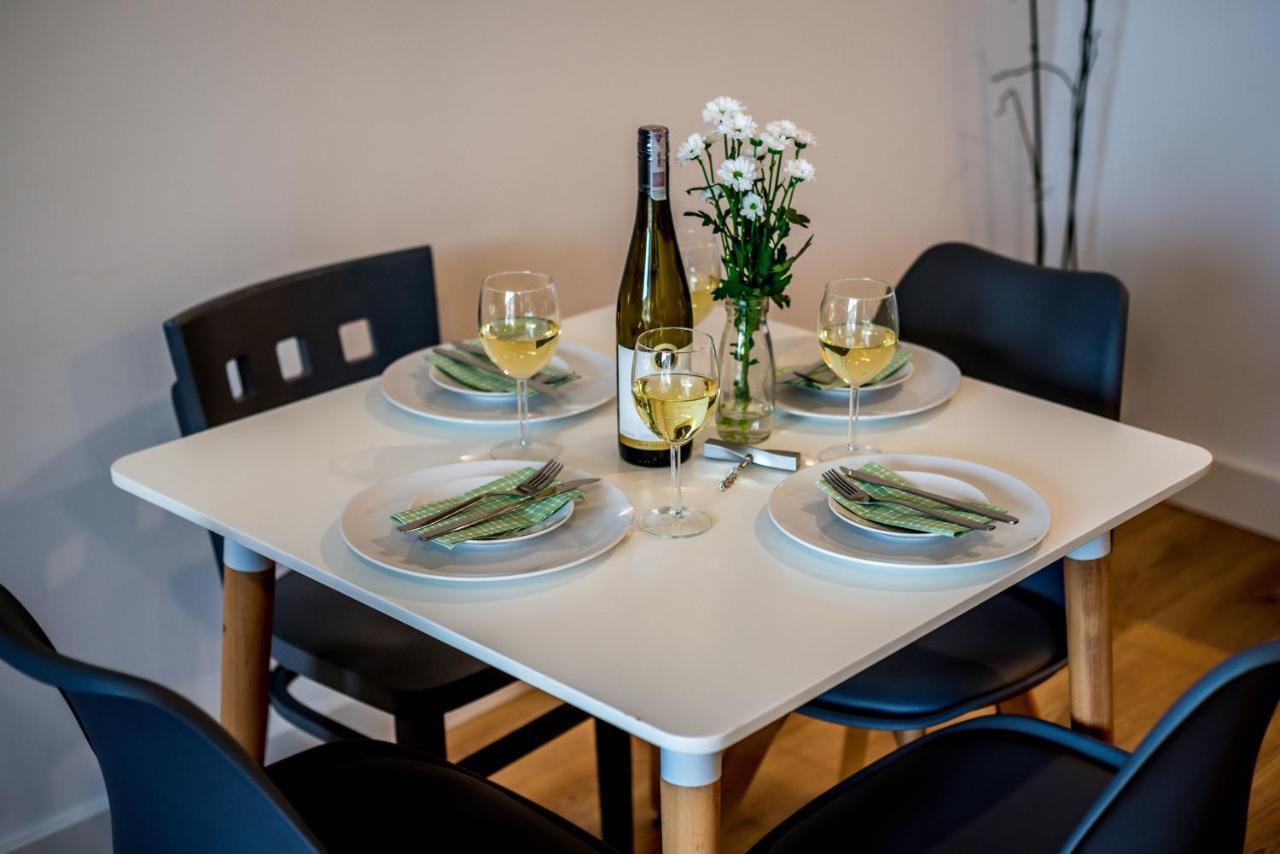 Apartament Targi Z Garazem I Silownia Poznań Eksteriør billede